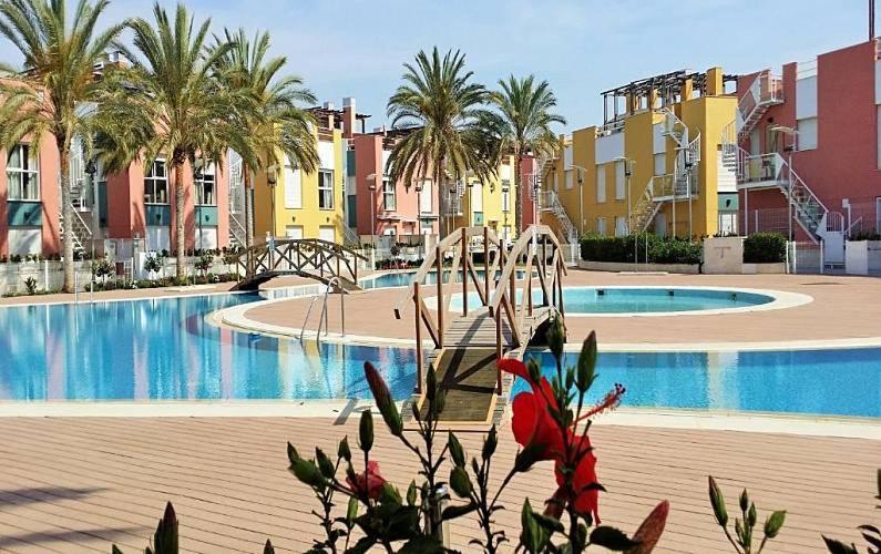Atico Helena Con Solarium Y Jacuzzi Privado En Laguna Beach Vera Luaran gambar