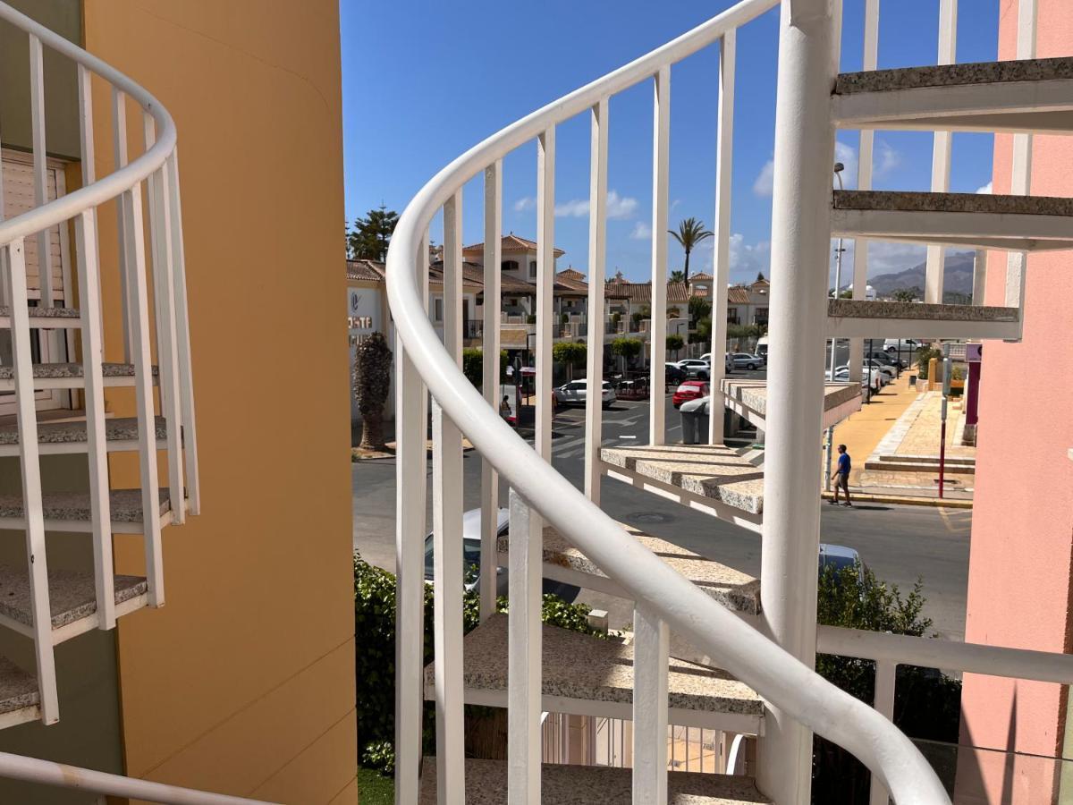 Atico Helena Con Solarium Y Jacuzzi Privado En Laguna Beach Vera Luaran gambar