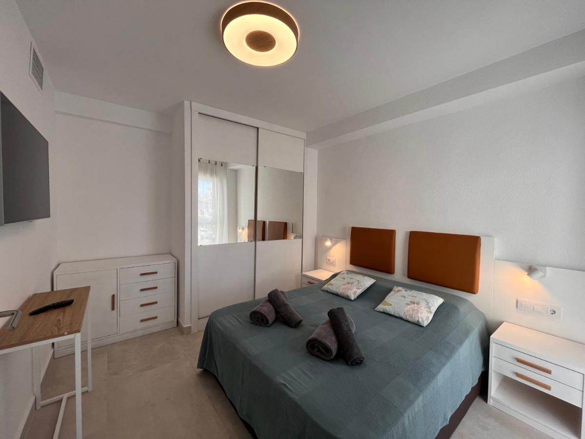Atico Helena Con Solarium Y Jacuzzi Privado En Laguna Beach Vera Luaran gambar