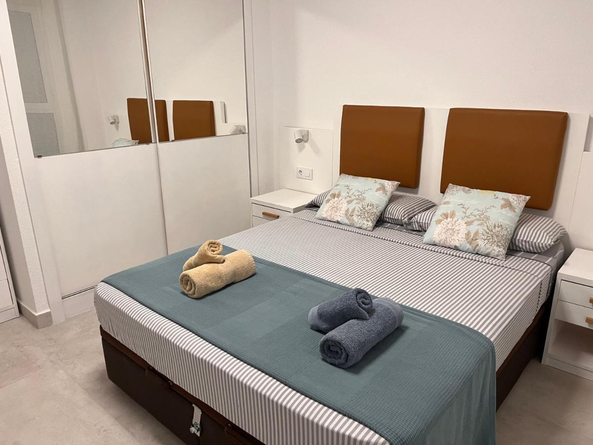 Atico Helena Con Solarium Y Jacuzzi Privado En Laguna Beach Vera Luaran gambar